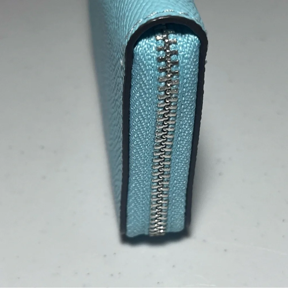 NWOT Coach Crossgrain Leather Small Zip Around Card Case - Picture 3 of 9